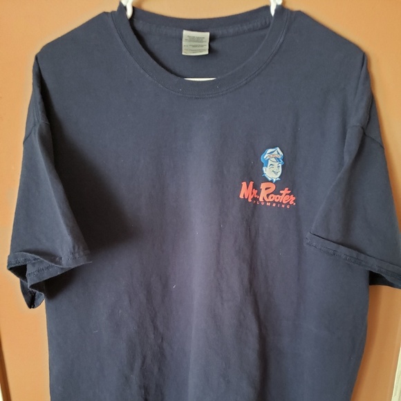 Gildan Other - Gildan short sleeve tee shirt. Mr. Rooter